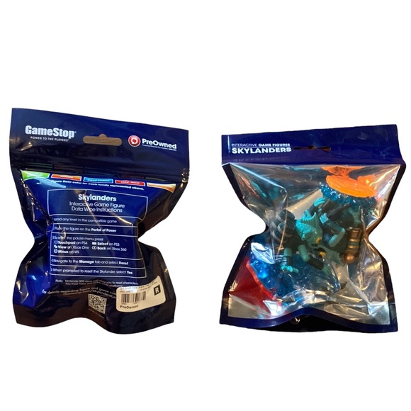 SkyLanders Trap Team Tidal Wave Gill Grunt Figure Pack - Picture 9 of 9